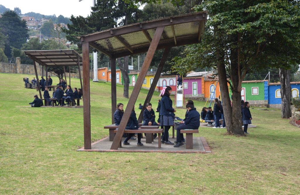 Instalaciones – María Inmaculada School